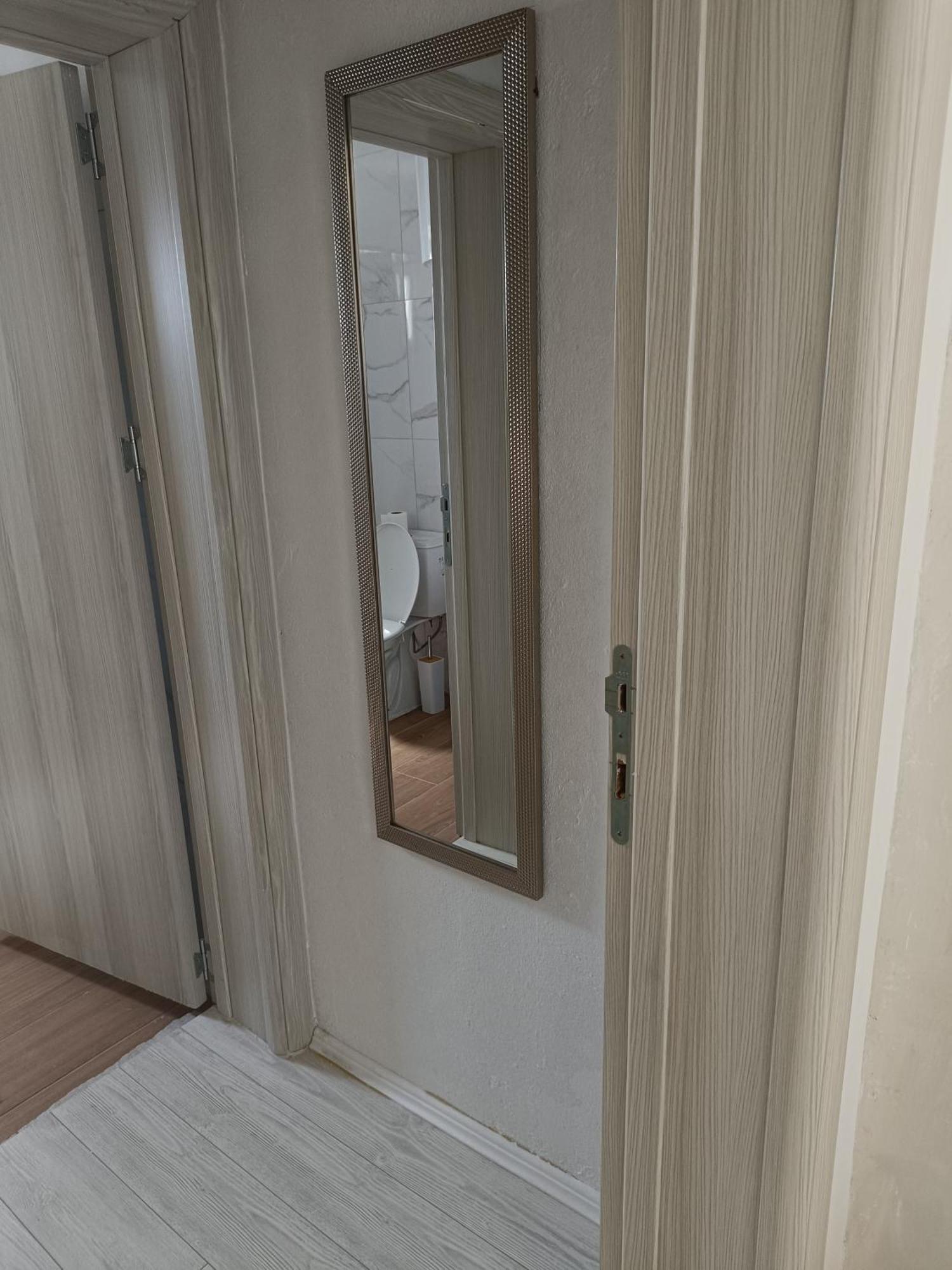 Matija Airport Apartment Mitrovici  المظهر الخارجي الصورة