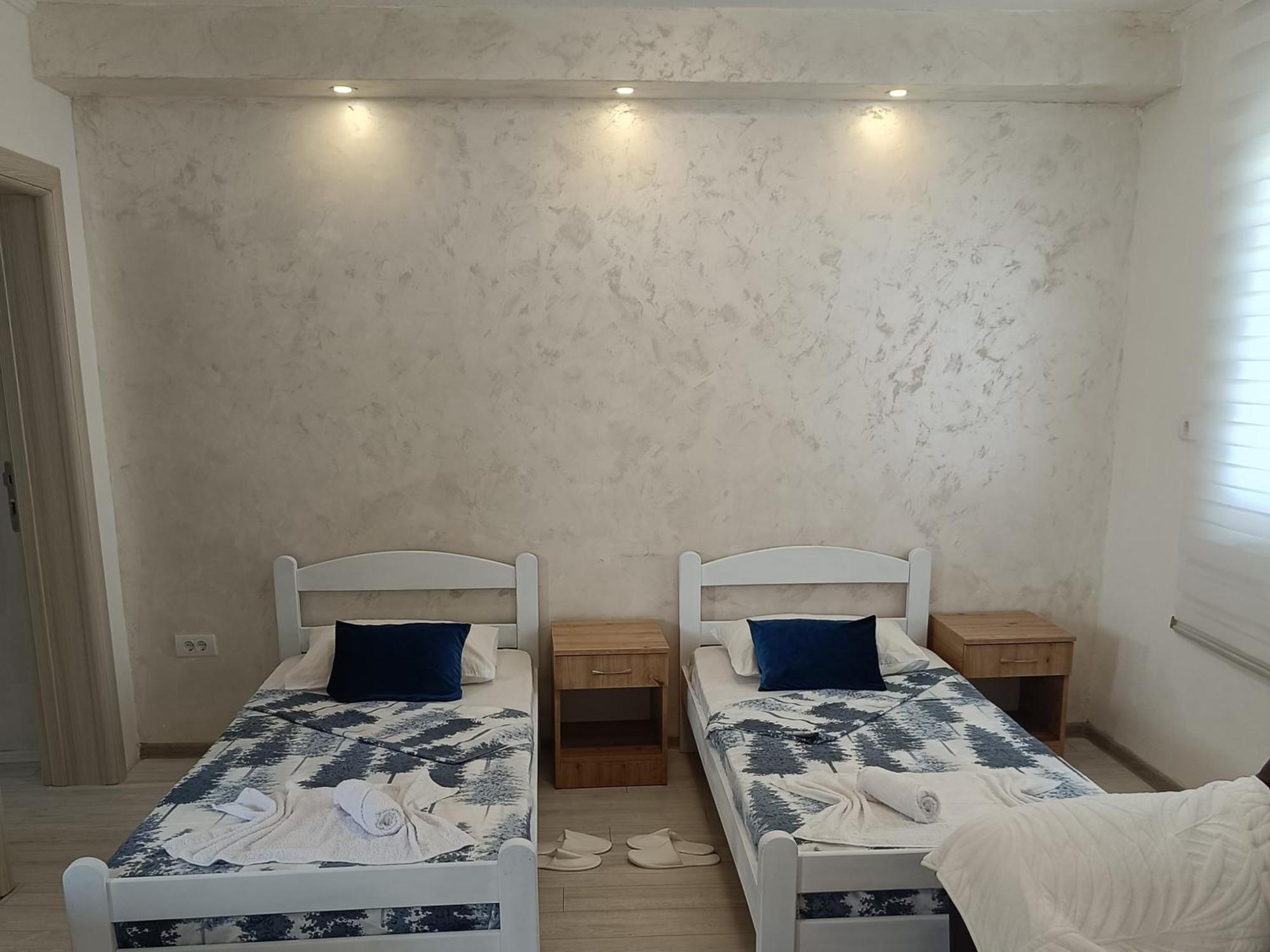 Matija Airport Apartment Mitrovici  المظهر الخارجي الصورة